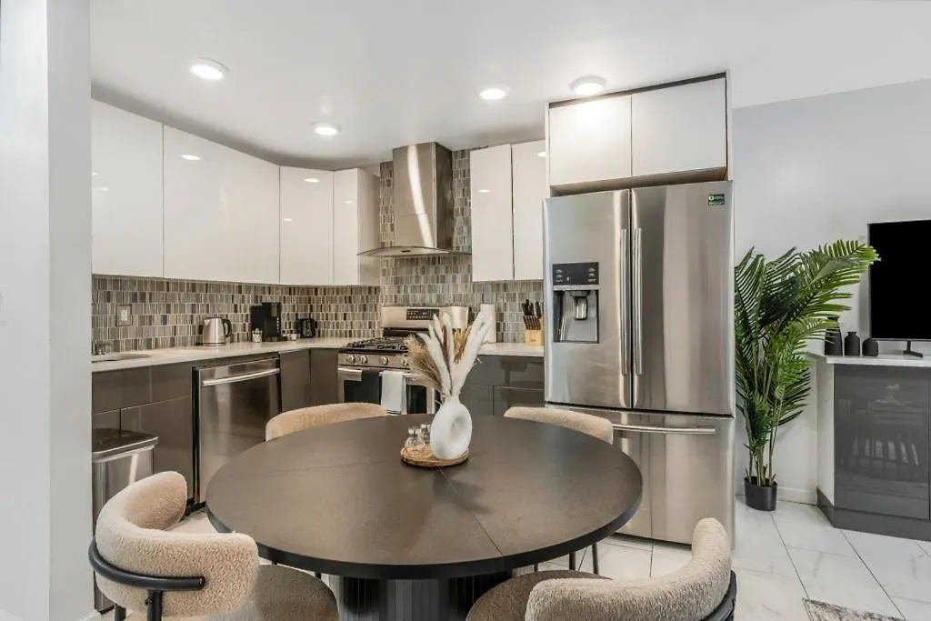 Deluxe 2Br Condo - Free Parking - 25 Min To Nyc - Sleeps 6 North Bergen