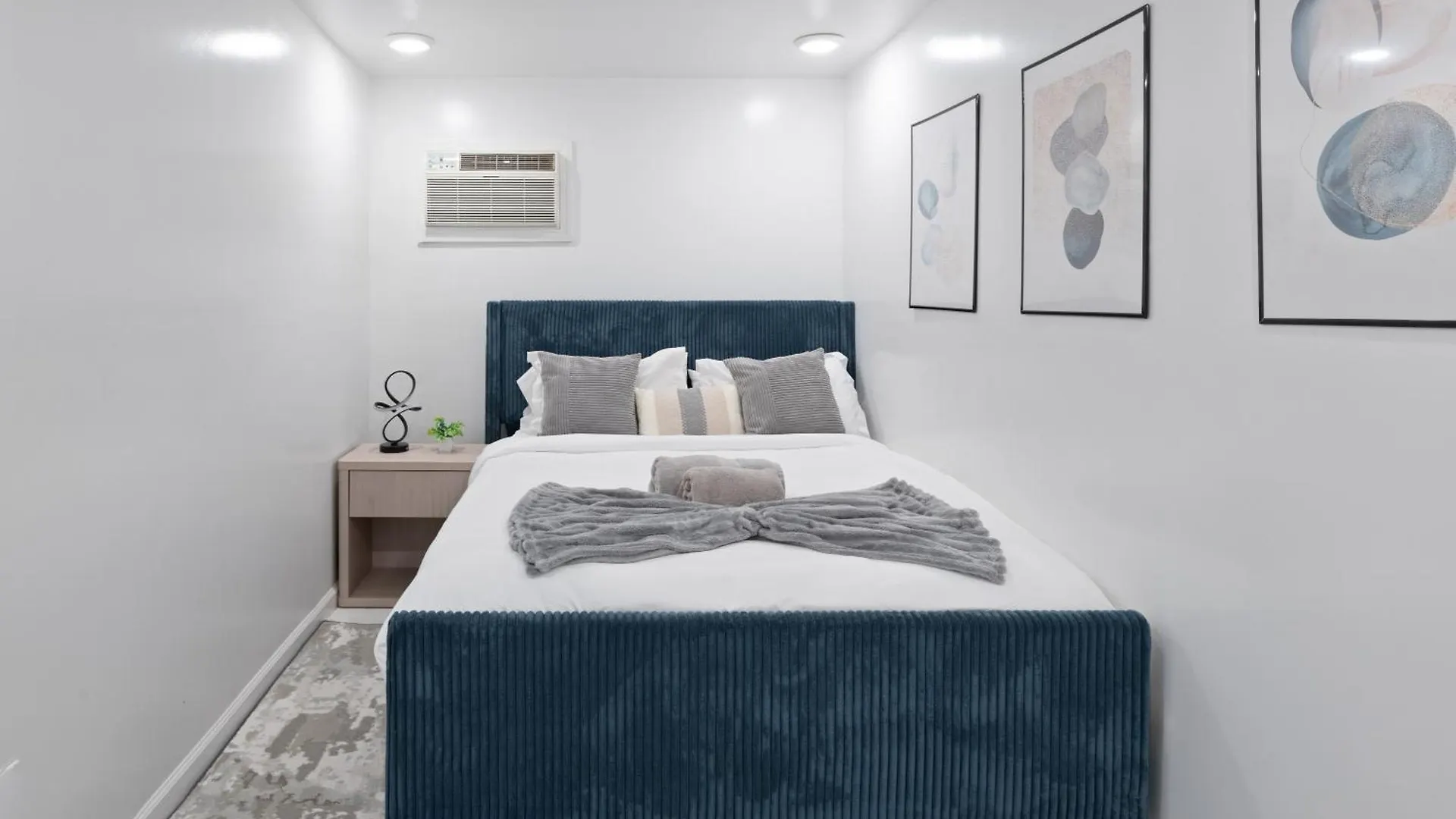 Deluxe 2Br Condo - Free Parking - 25 Min To Nyc - Sleeps 6 North Bergen Apartment